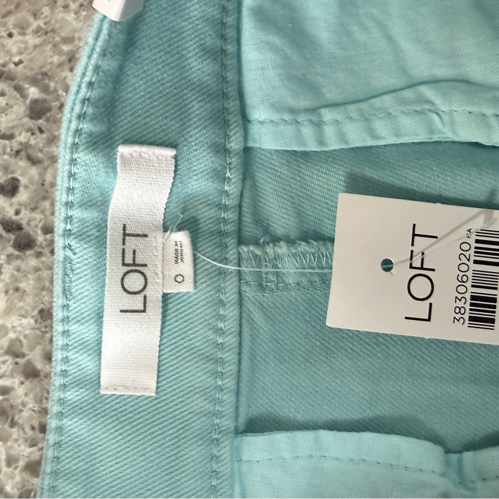 LOFT Aqua Blue Women's Shorts - Picture 3 of 4